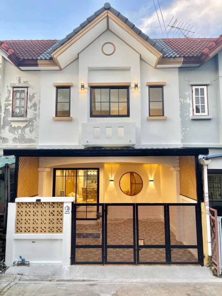 For SaleTownhouseNonthaburi, Bang Yai, Bangbuathong : Townhouse for sale, minimalist style, Chao Phraya Village 8