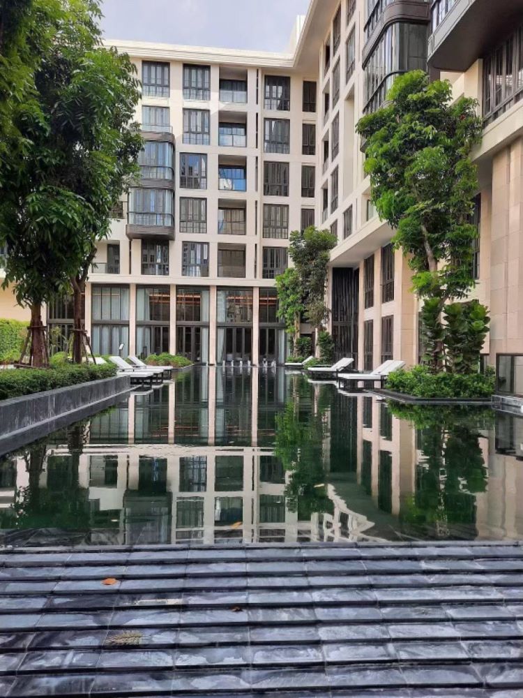 For SaleCondoSukhumvit, Asoke, Thonglor : Selling the cheapest condo in The Reserve Sukhumvit 61 project, Building A, 5th floor, size 30.75 sq m., Ekkamai-Thonglor area.