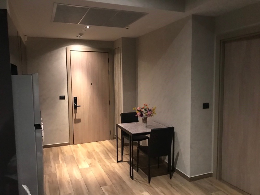 For RentCondoSukhumvit, Asoke, Thonglor : The Lofts Asoke Condominium Luxury Room for Rent