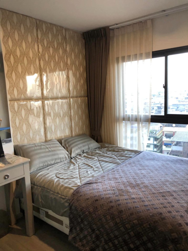 For RentCondoPinklao, Charansanitwong : 🔔🌺FOR RENT>> The Parland Charan - Pinklao>> Building C, 10th floor, room size 30 sq m., next to MRT Bang Yi Khan, complete furniture and appliances, free wifi #LV-MO984