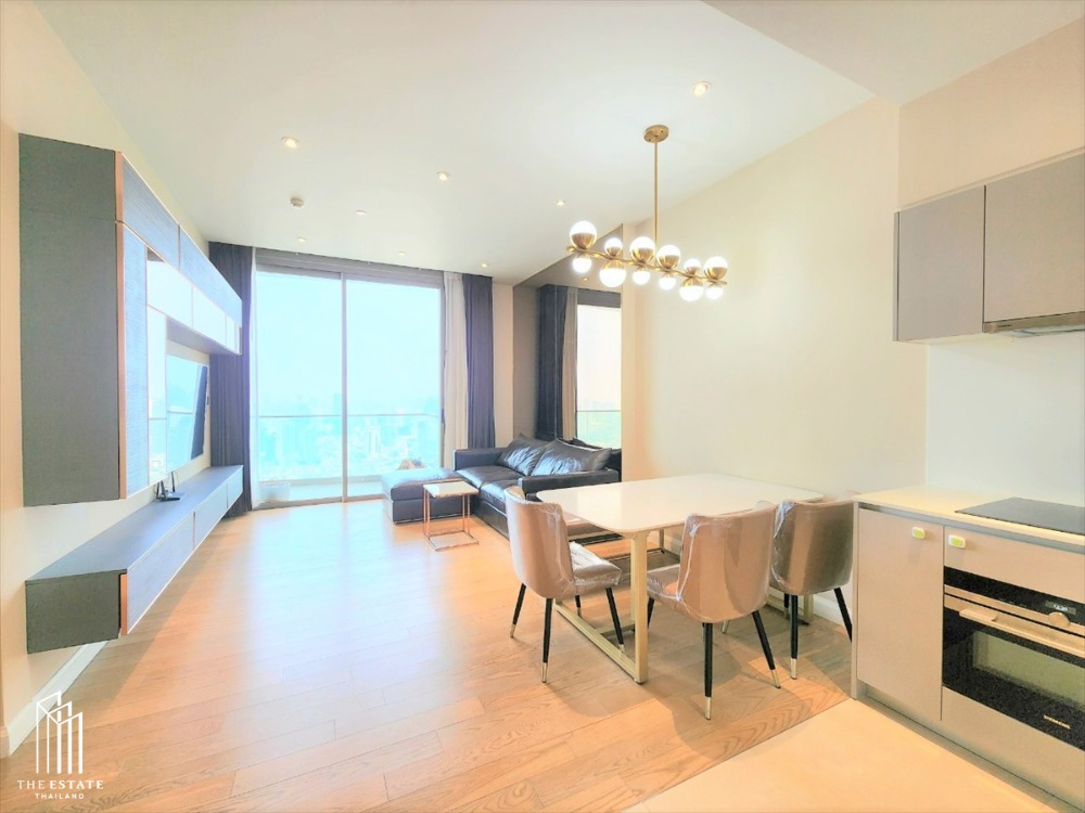 For RentCondoWongwianyai, Charoennakor : For rent Magnolias Waterfront Residences 94.34 sq.m. 2 bedroom on a landmark location of Thailand @120,000 Baht