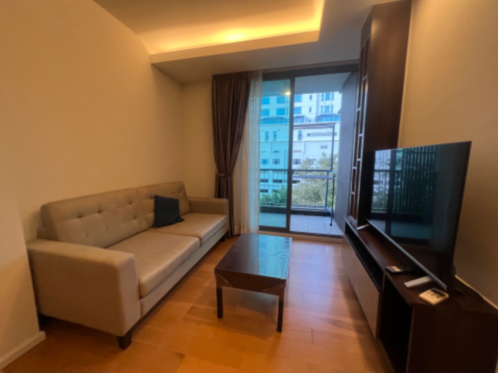 For RentCondoWitthayu, Chidlom, Langsuan, Ploenchit : for rent Focus @ ploenchit 1 bed special deal 🌼✅🌈