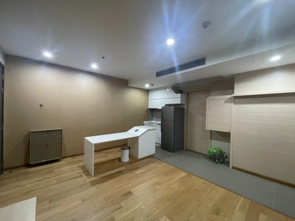 For SaleCondoRatchathewi,Phayathai : [L241107003] For sale Pyne By Sansiri 1 bedroom, size 44.95 sq m. Don't miss out, special price!!!