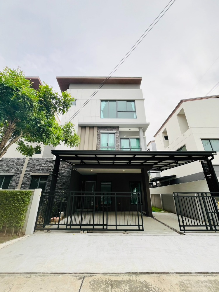 For SaleHouseMin Buri, Romklao : (for sale) Baan Klang Muang The Edition Rama 9-Krungthep Kreetha, a house with a lake atmosphere in the Krungthep Kreetha location (newly built)