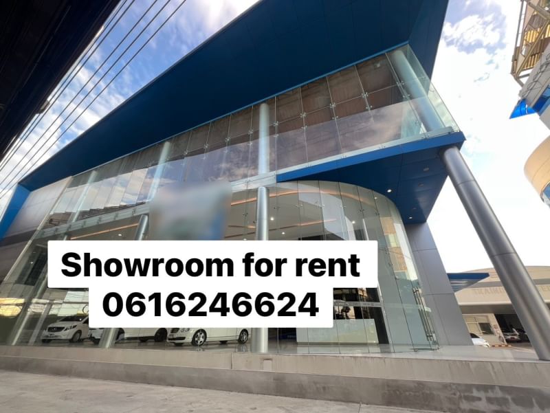 ให้เช่าโชว์รูม สํานักงานขายพระราม 9 เพชรบุรีตัดใหม่ RCA : Large size showroom 3 storey with warehouse for rent at Rama9