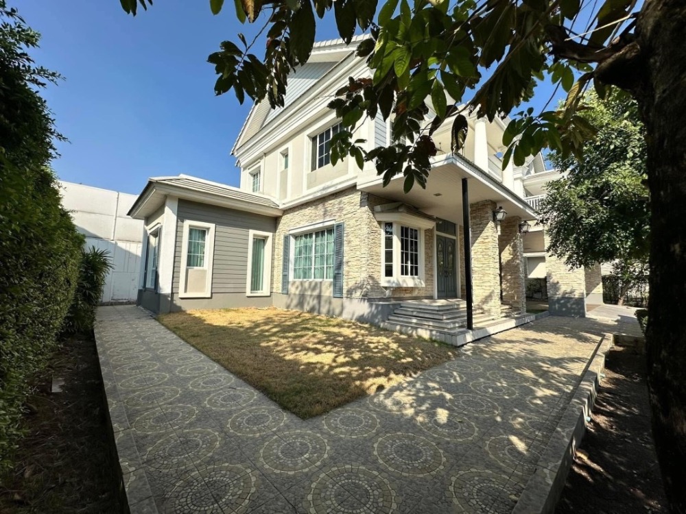 For RentHouseBangna, Bearing, Lasalle : Luxury detached house for rent, Narasiri Village, Bangna, Km 10, opposite MEGA Bangna, near international schools and Suvarnabhumi Airport