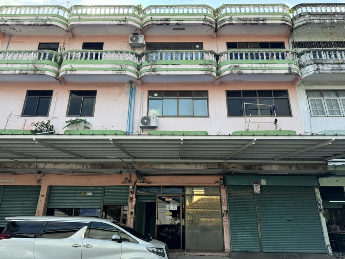 For RentShophouseEakachai, Bang Bon : Shophouses for rent, Bang Bon 1 (owner posted himself), air conditioning inside, 3 and a half storey building (ready to move in)