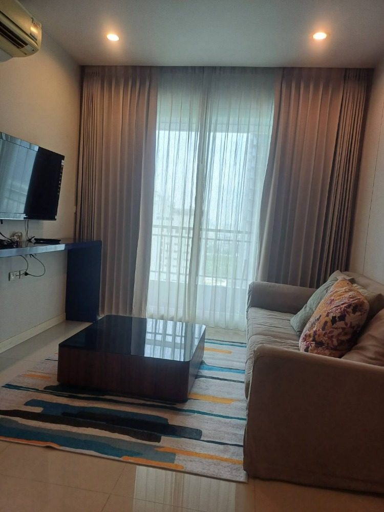 For RentCondoRama9, Petchburi, RCA : M668 Circle Condominium