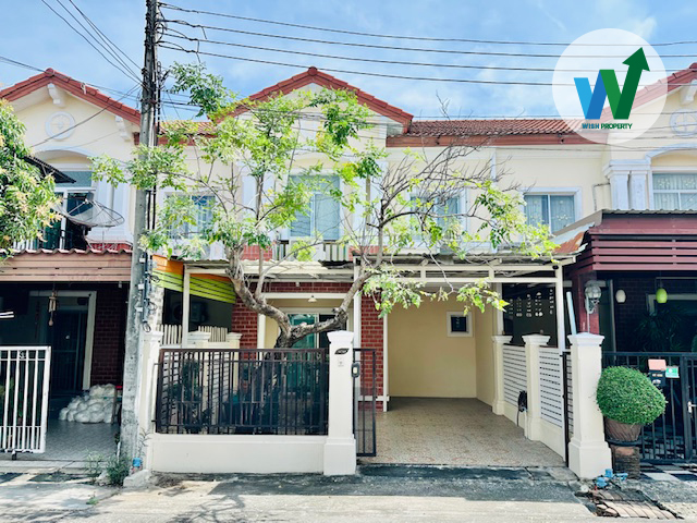 For SaleTownhouseSamut Prakan,Samrong : House for sale in Bangna The Connect 2, fully extended, with furniture, ready to move in, near Mega Bangna, Rajavinit Bangkaew School, TCIS