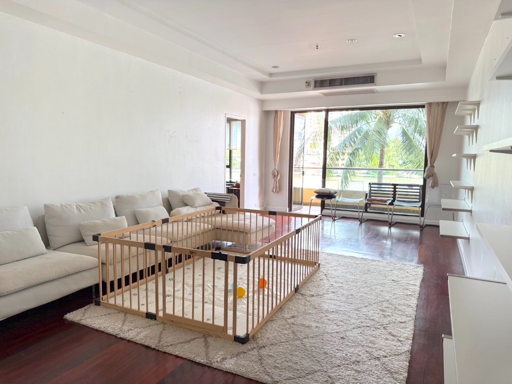 ขายคอนโดวงเวียนใหญ่ เจริญนคร : SALE Spacious Corner Unit River view Baan Chao Praya Condo 2 b 2 b near ICON SIAM