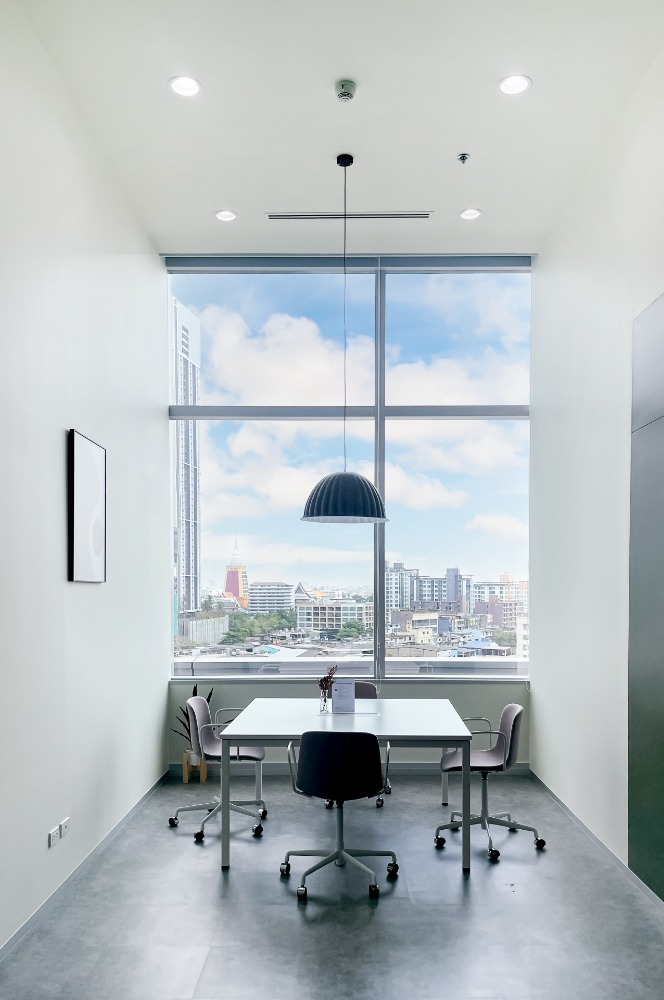 ให้เช่าสำนักงานนานา : Find office space in Regus 66 Tower for 4 persons with everything taken care of