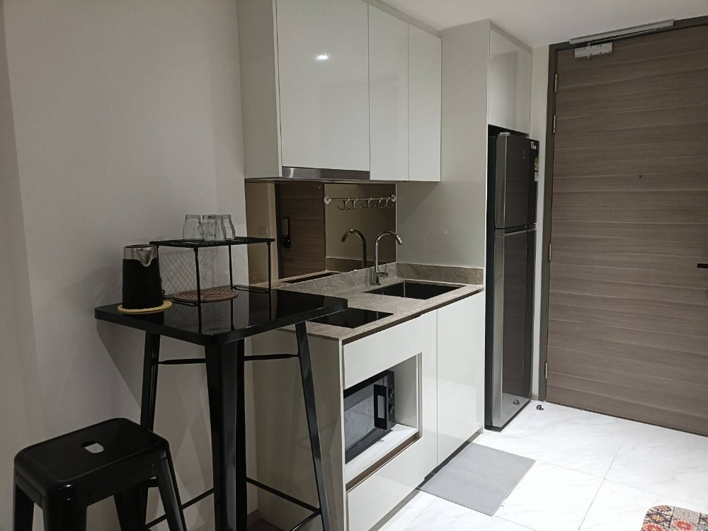 For RentCondoSukhumvit, Asoke, Thonglor : For rent (For Rent) Condo: The Line Phahon Yothin Building B 🔸️Type: 1+1 bedroom, 1 bathroom 🔸️Area: 40.73 sq m.