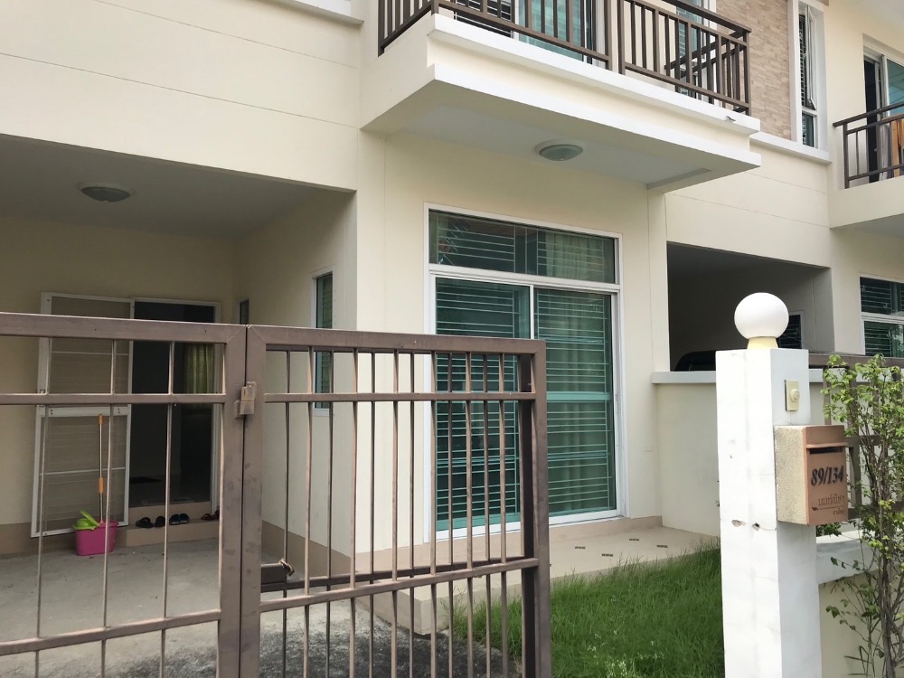 For SaleTownhouseNonthaburi, Bang Yai, Bangbuathong : Urgent sale 📌 Nonnicha Village, Bang Yai, Soi Wat Kaew In, 2-storey townhouse 💸💸 Price 2,900,000 baht 💸💸