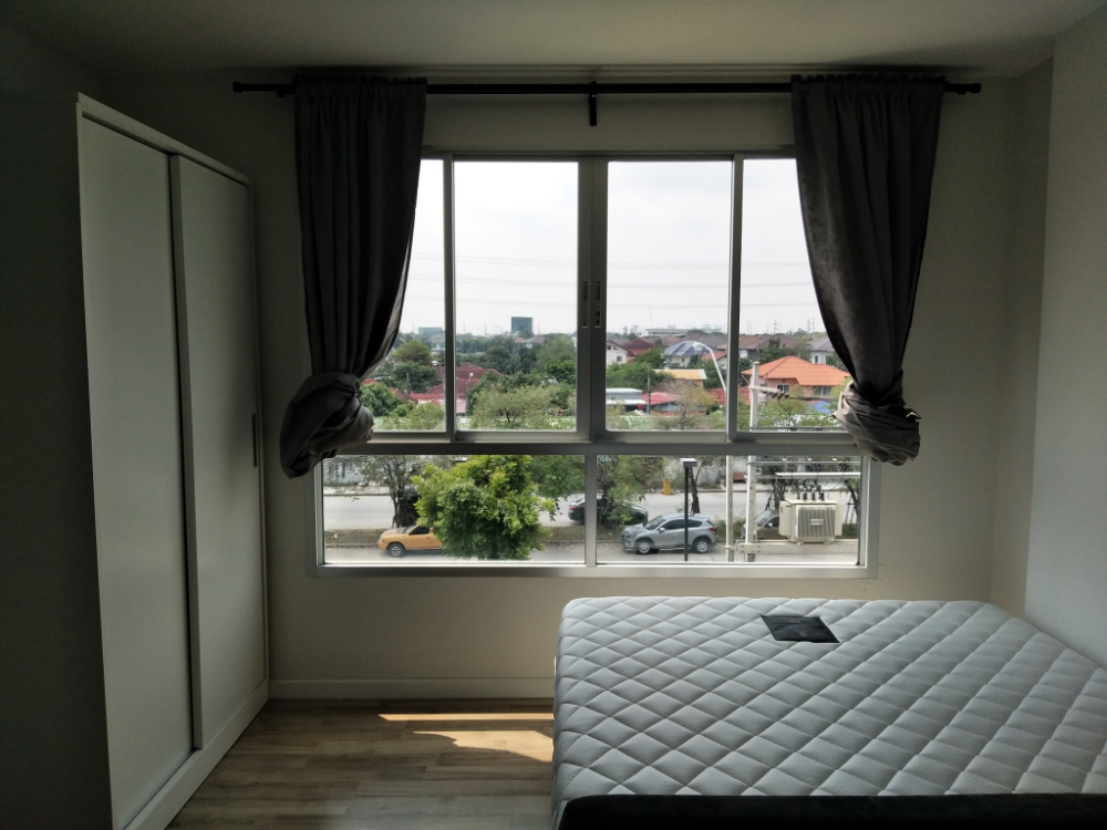 For SaleCondoLadkrabang, Suwannaphum Airport : Urgent sale: D Condo On Nut Rama 9, Building B, 4th floor, project view, size 30.00 sq m., price 1,250,000 baht