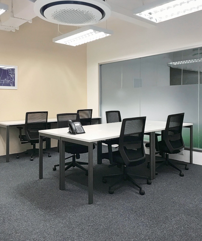 For RentOfficeSilom, Saladaeng, Bangrak : Fully serviced open plan office space for you and your team in HQ Teo Hong Silom Building