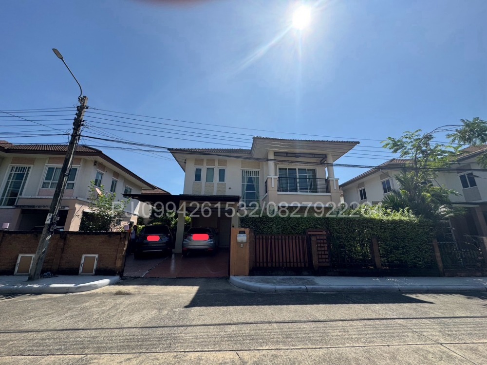 For SaleHouseKasetsart, Ratchayothin : The Plant Single House, Wongwaen-Ramintra, good condition house, best price in the project, 3 bedrooms, 3 bathrooms, 52 sq w.