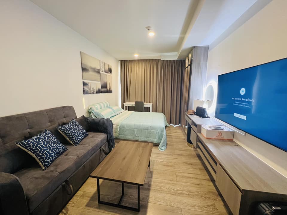 For RentCondoBangna, Bearing, Lasalle : 🔴12,000฿🔴 Knightsbridge Collage Sukhumvit 107 ✅ Near BTS Bearing 300 meters, happy to serve 🙏 If interested, please contact 𝙇𝙄𝙉𝙀 (very quick response): 📱 Property code 6712-0204 📱: Line ID: @bbcondo88