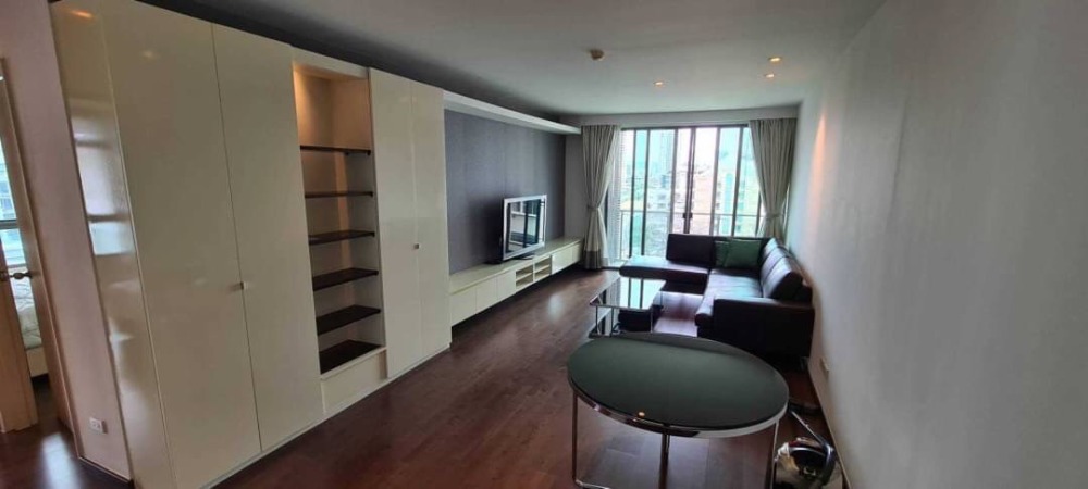 For RentCondoSukhumvit, Asoke, Thonglor : Condo for rent: Issara @ 42 Sukhumvit ((BTS Ekkamai Ekkamai)) MK-02 line @livingbkk