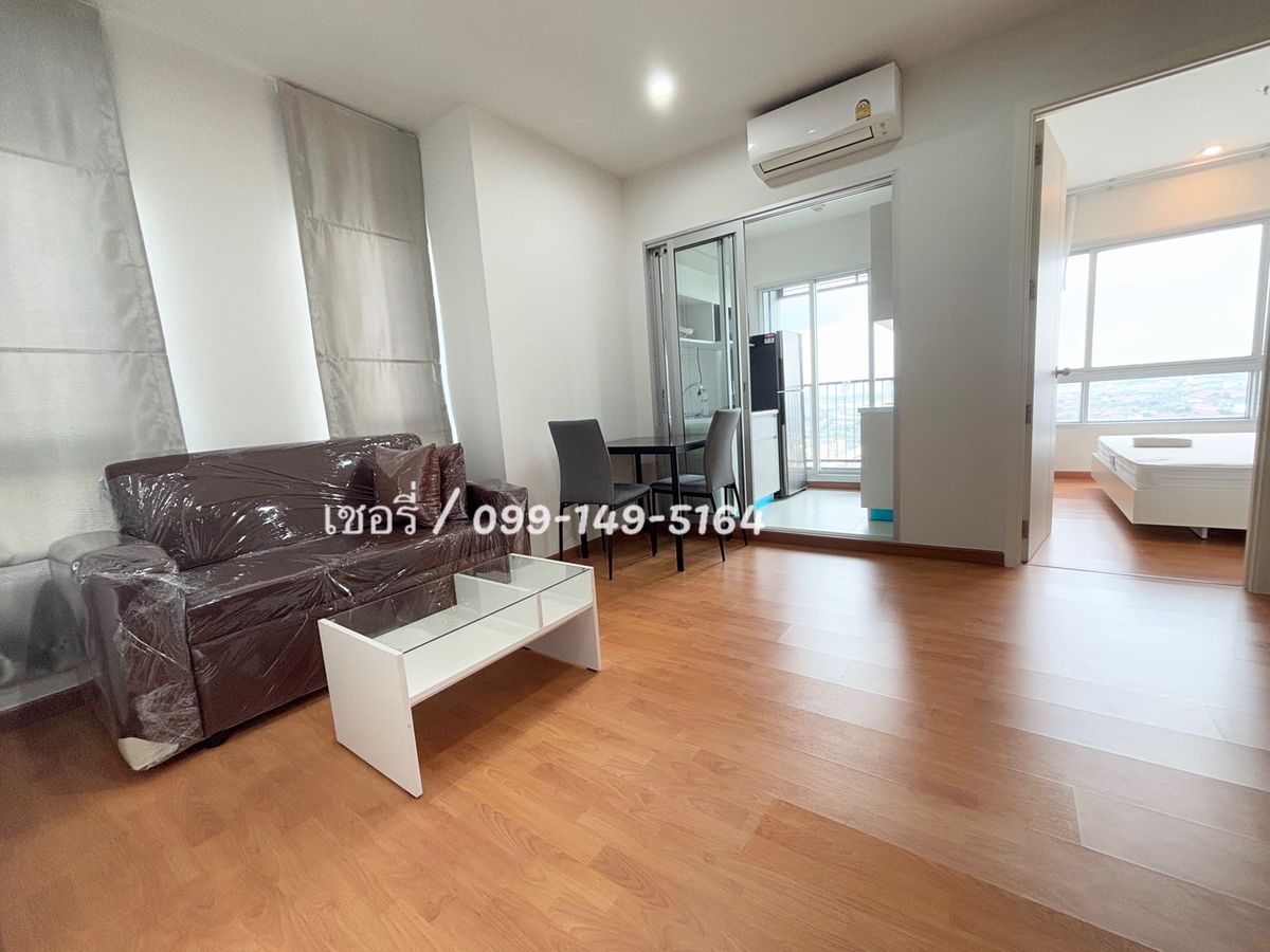 For RentCondoSamut Prakan,Samrong : Condo for rent The President Sukhumvit-samutprakarn, a large corner room, a lot of windows, good winds with furniture, electrical appliances. Next to Robinson mall next to BTS Phraeksa Condo next to the electric train. Addicted to the Black Market / Call 