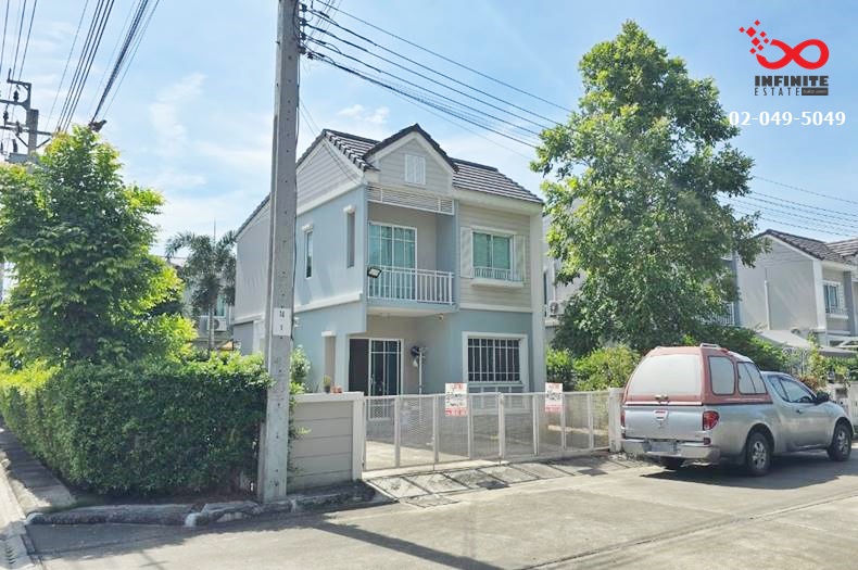 For SaleHouseMin Buri, Romklao : For sale: 2-storey detached house, vintage style, area 54.7 square wah, The Village, Hathai Rat-Wongwaen, Hathai Rat Road (corner house)