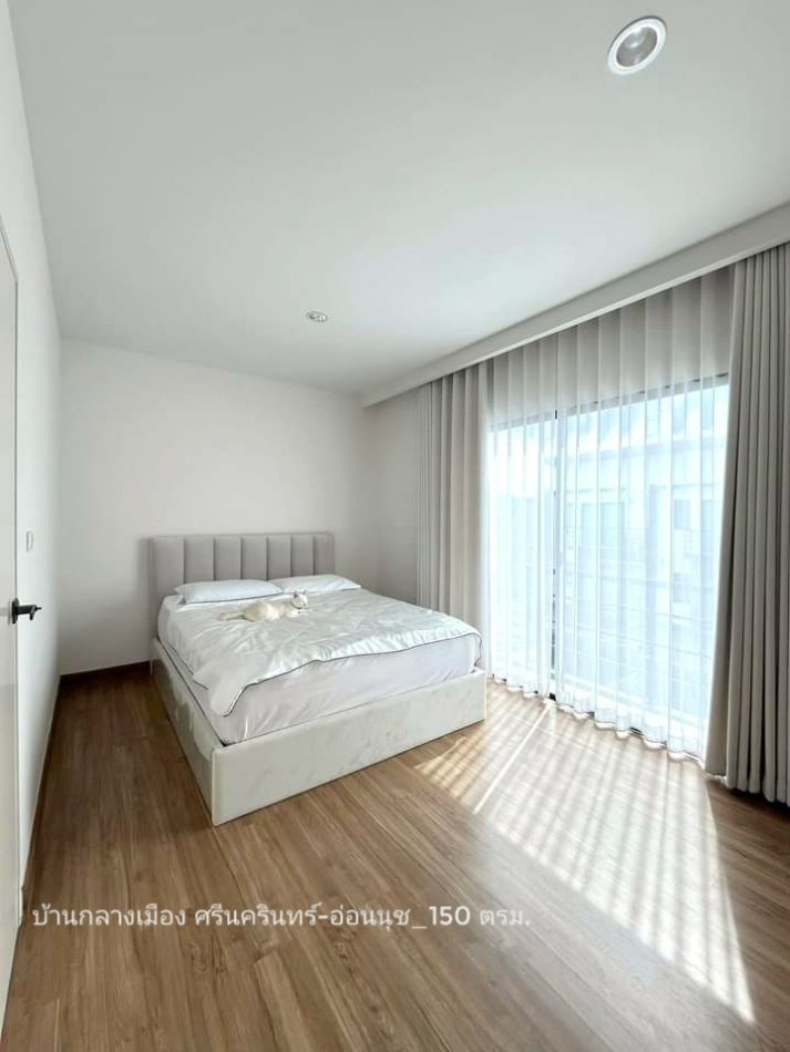 For RentTownhouseOnnut, Udomsuk : For rent: Townhome, ready to move in, 3 floors, 3 bedrooms, Baan Klang Muang, Srinakarin-On Nut, 150 sq m., 17 sq wa, free cleaning service