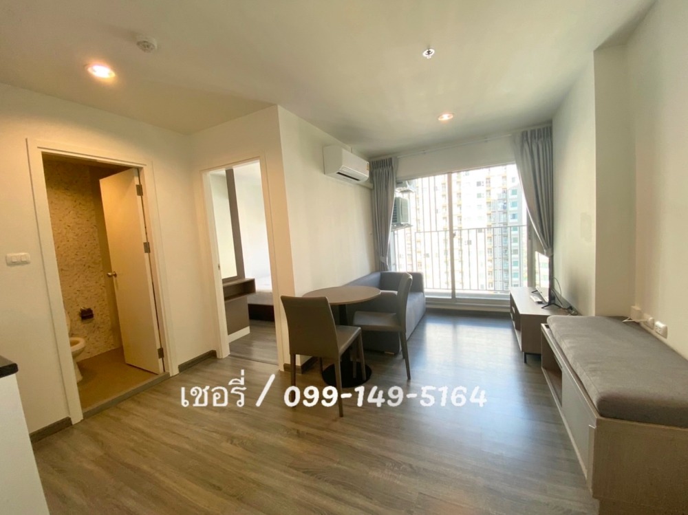 For RentCondoSamut Prakan,Samrong : For rent: The Trust Condo @ BTS Erawan, very windy, fully furnished, full common area, next to the BTS / Call 099-149-5164