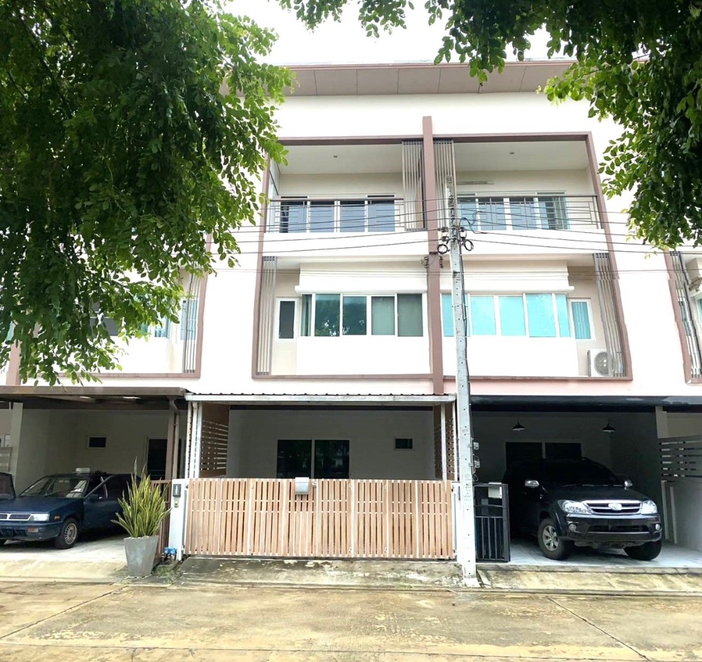 For SaleTownhouseNawamin, Ramindra : Townhouse / Townhome / Homeoffice, 3 stories for sales in The Ricco Town Watcharapol, Ruam Mit Phatthana Alley, near BTS Pink Line