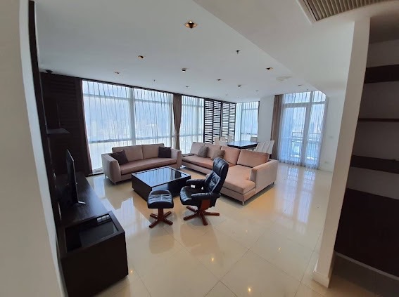 For RentCondoWitthayu, Chidlom, Langsuan, Ploenchit : [L241129007] For rent Athenee Residence 3 bedrooms, size 215.7 sq m., special price, ready to move in!!!