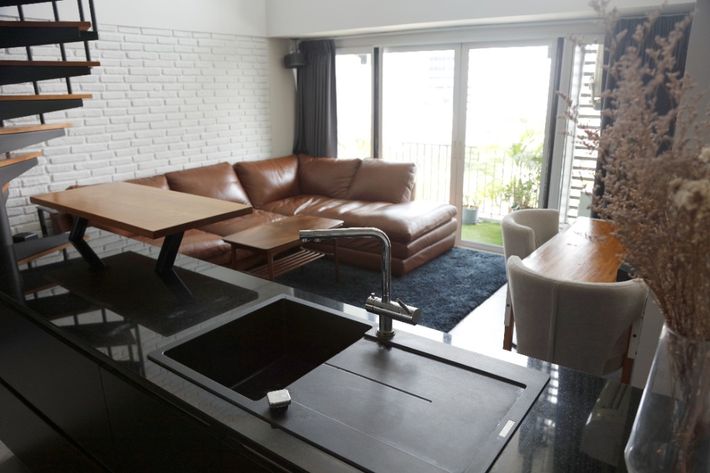 ให้เช่าคอนโดสุขุมวิท อโศก ทองหล่อ : Stunning Duplex 2 beds 2 baths