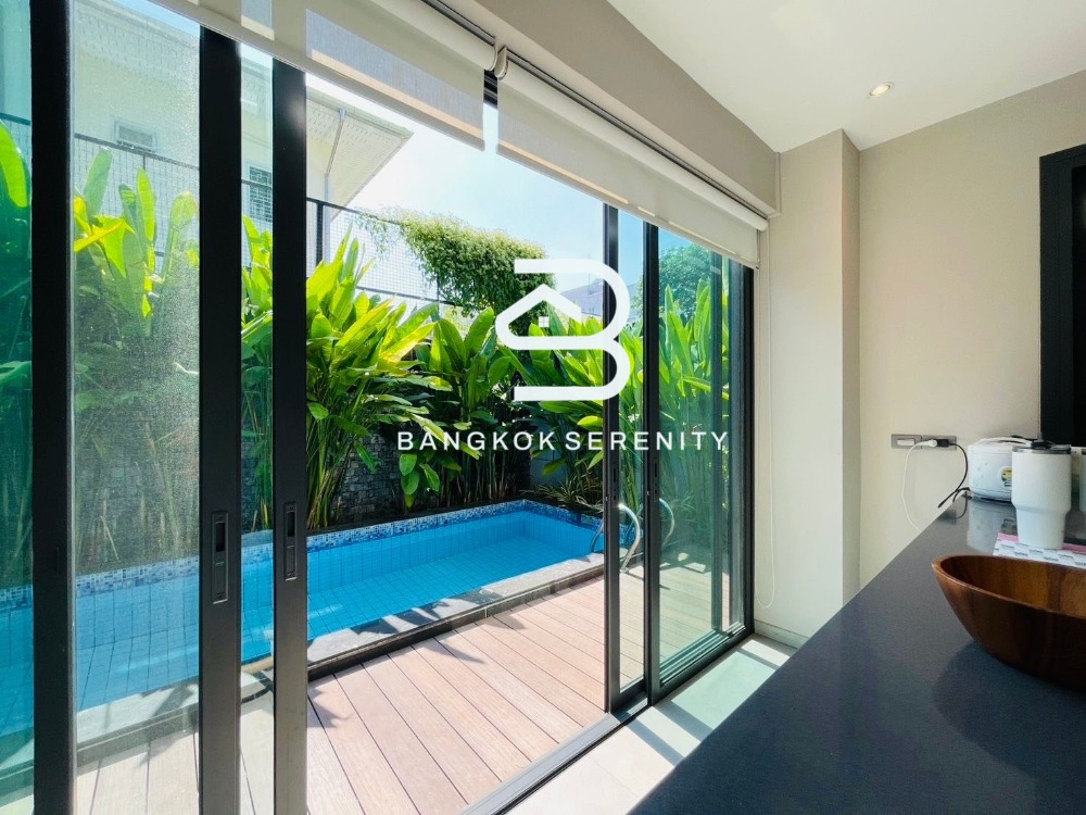 For RentHouseSukhumvit, Asoke, Thonglor : House for rent with private pool in Sukhumvit Ekamai