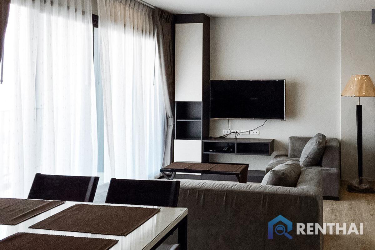 For SaleCondoPattaya, Bangsaen, Chonburi : 2bed Fully Furnished Condo in The Base Central Pattaya, 6.5M Thb, Fitness-Gym-Pool & More