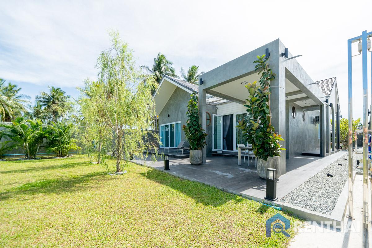 For SaleHousePattaya, Bangsaen, Chonburi : Brand new fully furnished House in Pattaya - Spacious land plot with a large, breezy garden—perfect for relaxing in nature. 20M Thb in [Project Name]