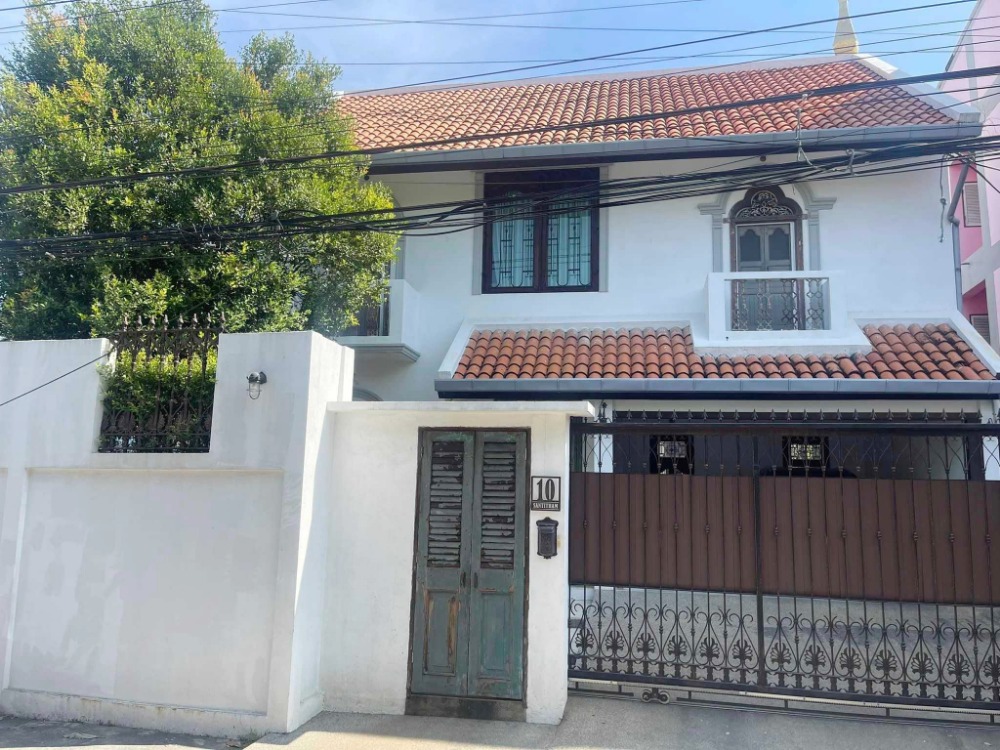 For RentHouseChiang Mai : Luxury house for rent good location near by 5 min to Maya, No.1H573