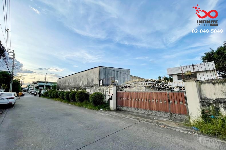 For SaleWarehouseBang kae, Phetkasem : Warehouse for sale - 4-storey office building, area 1 rai 3 ngan 95 square wa, in the heart of Bang Khae District, Petchkasem Road, Bang Khae