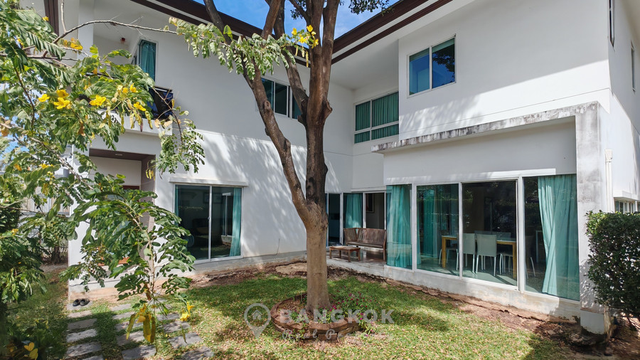 ขายบ้านลาดกระบัง สุวรรณภูมิ : Nirvana Icon | Stunning Detached 3 Bed Family Home