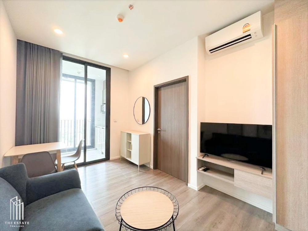 For RentCondoOnnut, Udomsuk : For rent Whizdom Essence, spacious room 78.21 sq.m., 2 bedrooms, fully furnished, high floor, south facing, city view @55,000 Baht