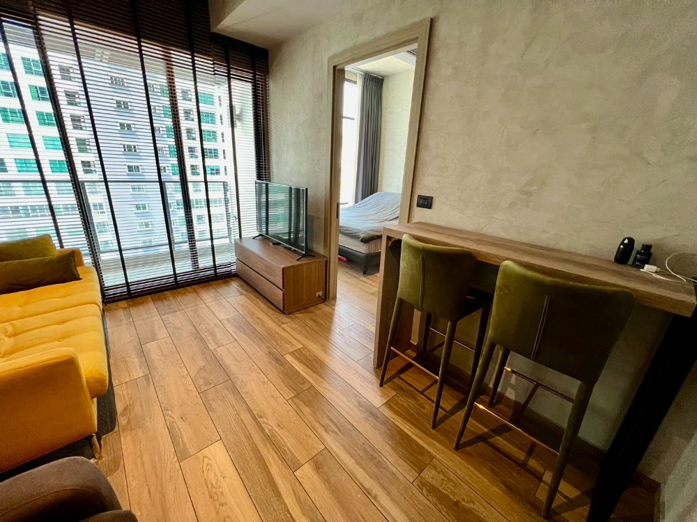 ขายคอนโดสุขุมวิท อโศก ทองหล่อ : ขาย  The Lofts Asoke พร้อมอยู่   (S15-1132)