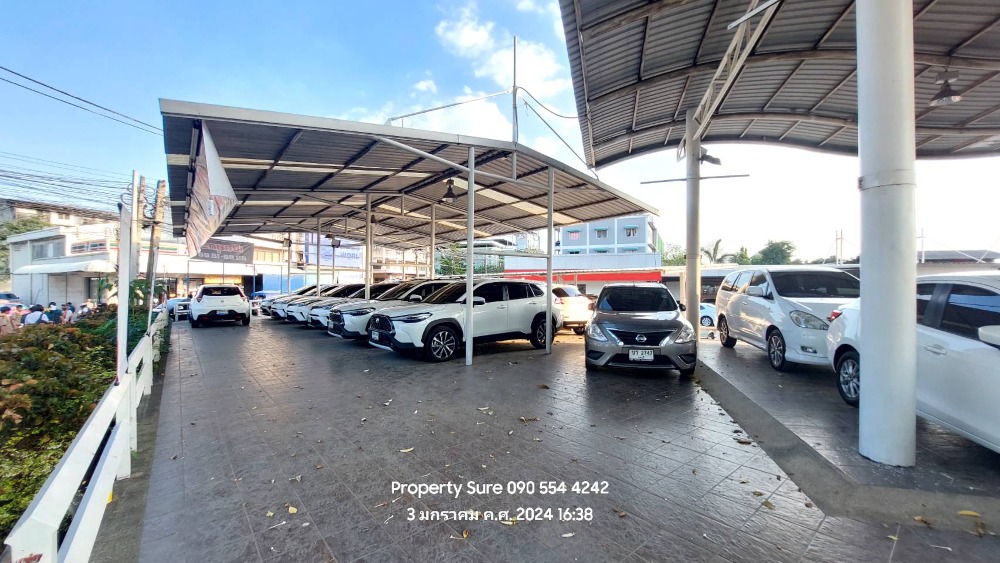 For RentShowroomPinklao, Charansanitwong : Car showroom for rent, corner plot, on 2 sides of the road (Boromratchonnanee Rd. + Chim Phli Rd.), near Ratchaphruek Rd.