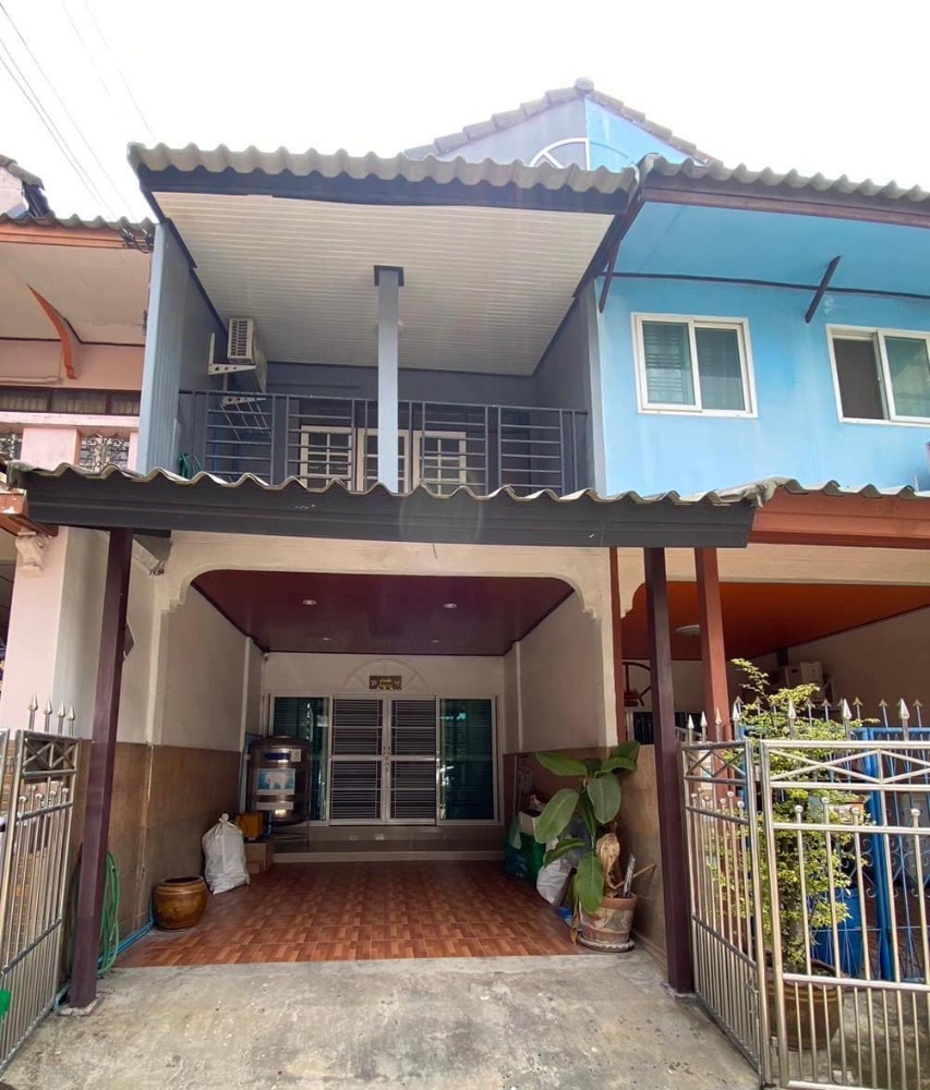 For SaleTownhouseVipawadee, Don Mueang, Lak Si : Selling for 2 hundred thousand below appraisal price! 2-storey townhouse, Soi Vibhavadi Rangsit 84