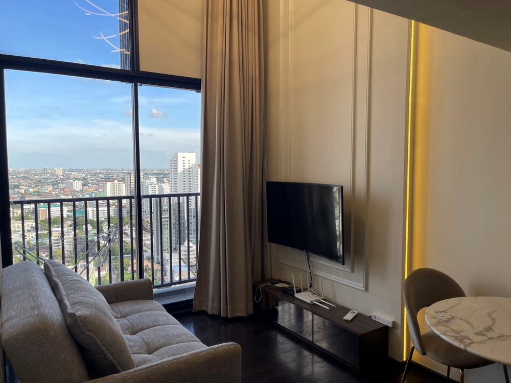 For RentCondoSukhumvit, Asoke, Thonglor : Call : 064-992-8997 For Rent Condo Park Origin Thonglor @BTS Thong Lo, 2-story duplex 51 sq.m 2 Bedrooms 30th floor, Fully furnished, Ready to move in