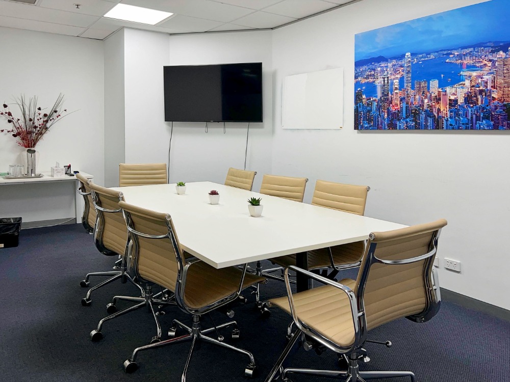 ให้เช่าสำนักงานสะพานควาย จตุจักร : Open plan office space for 10 persons in Regus Shinawatra Tower 3