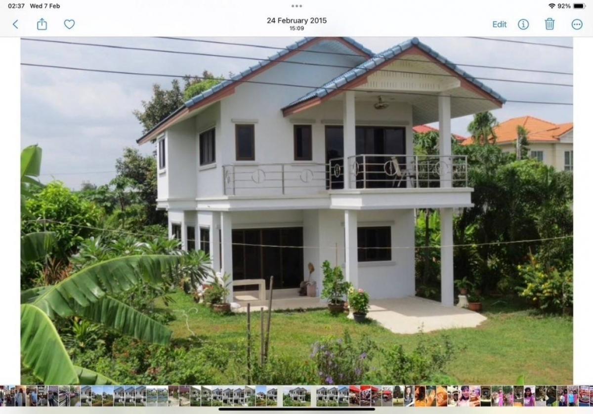 For SaleHousePathum Thani,Rangsit, Thammasat : Want to sell a 2-storey detached house on a 100 sq m area, Pathum Thani Province, near Poonthap Market, Rangsit Market, Future Park Rangsit / (Tel: 0812502030 or @line)