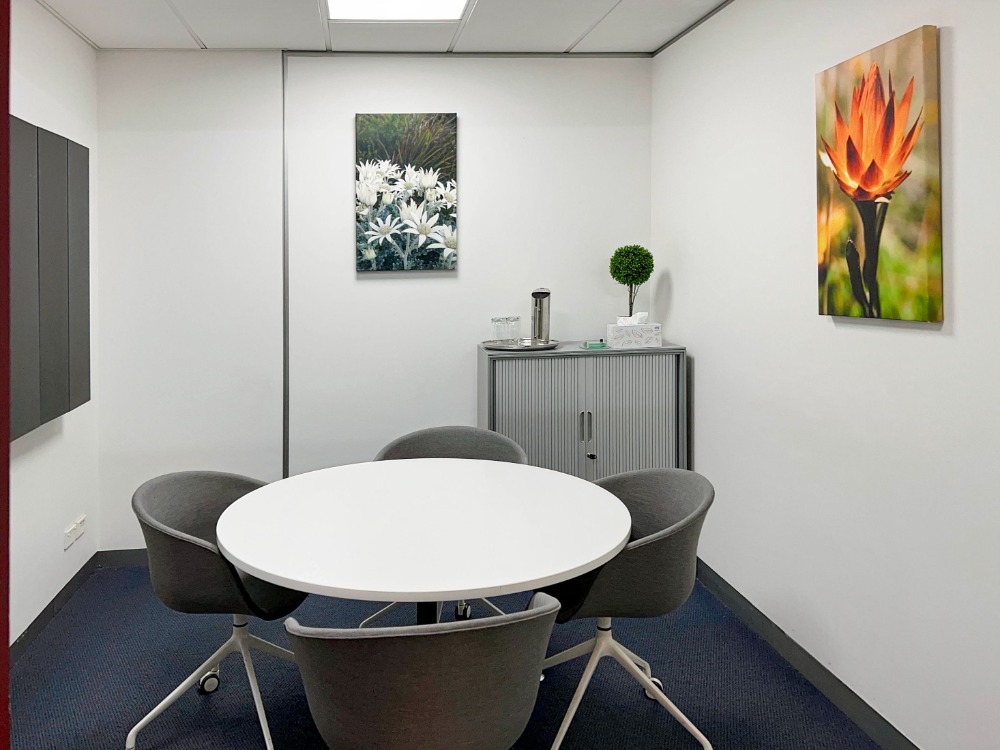 ให้เช่าพัทยา บางแสน ชลบุรี สัตหีบ : Find office space in Regus Brighton Grand for 4 persons with everything taken care of