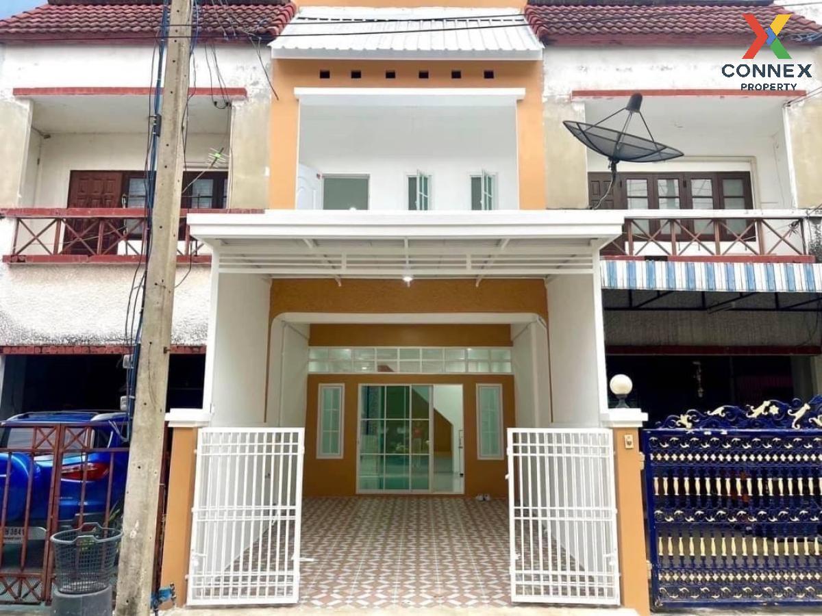 For SaleTownhousePathum Thani,Rangsit, Thammasat : For Sale Townhouse/Townhome  , Chomfah warangkul Klong2 , Khlong Song , Thanyaburi , Pathum Thani , CX-111871