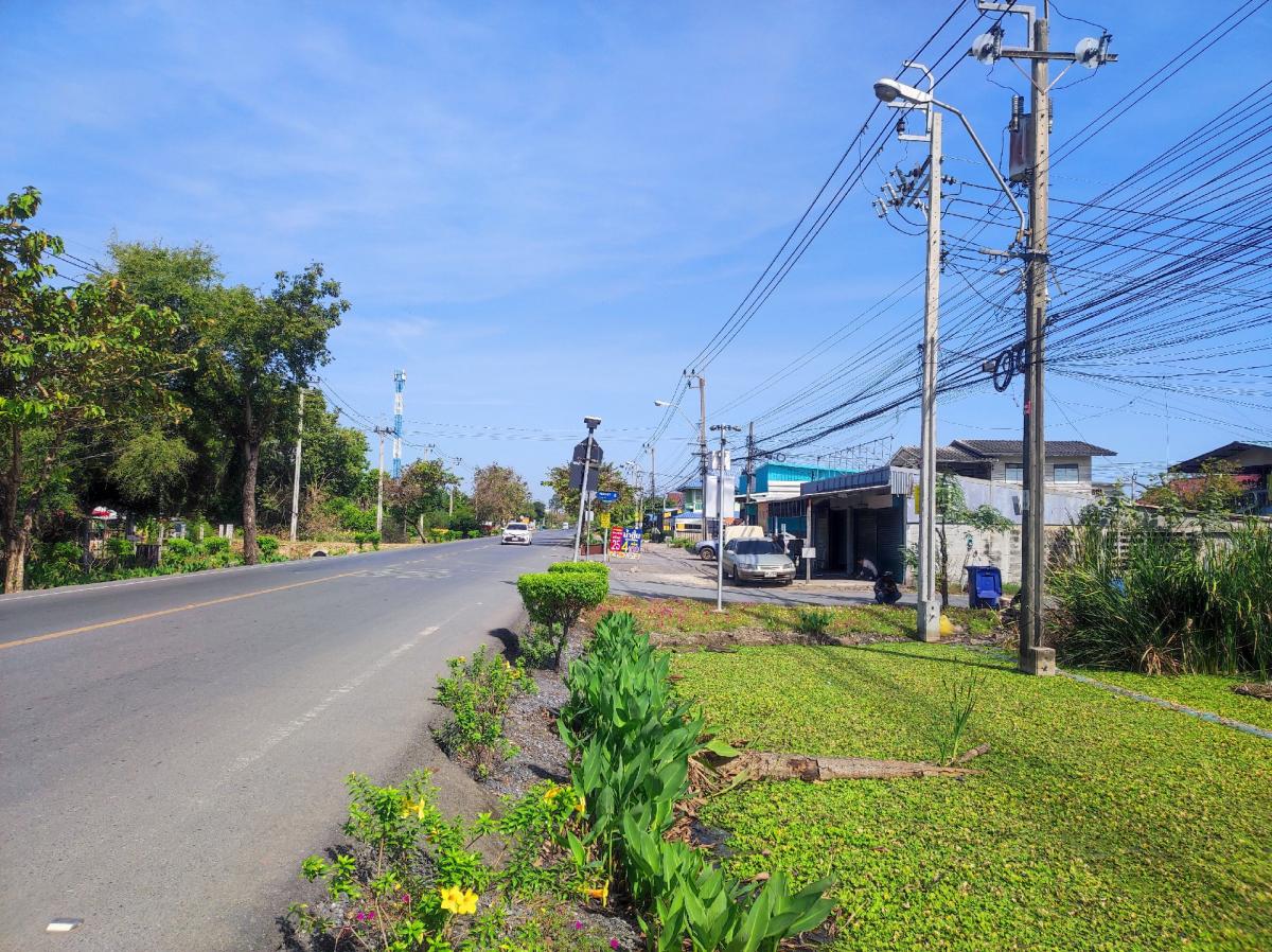 For SaleLandMin Buri, Romklao : For sale: vacant land opposite Suera Khlong 9 School