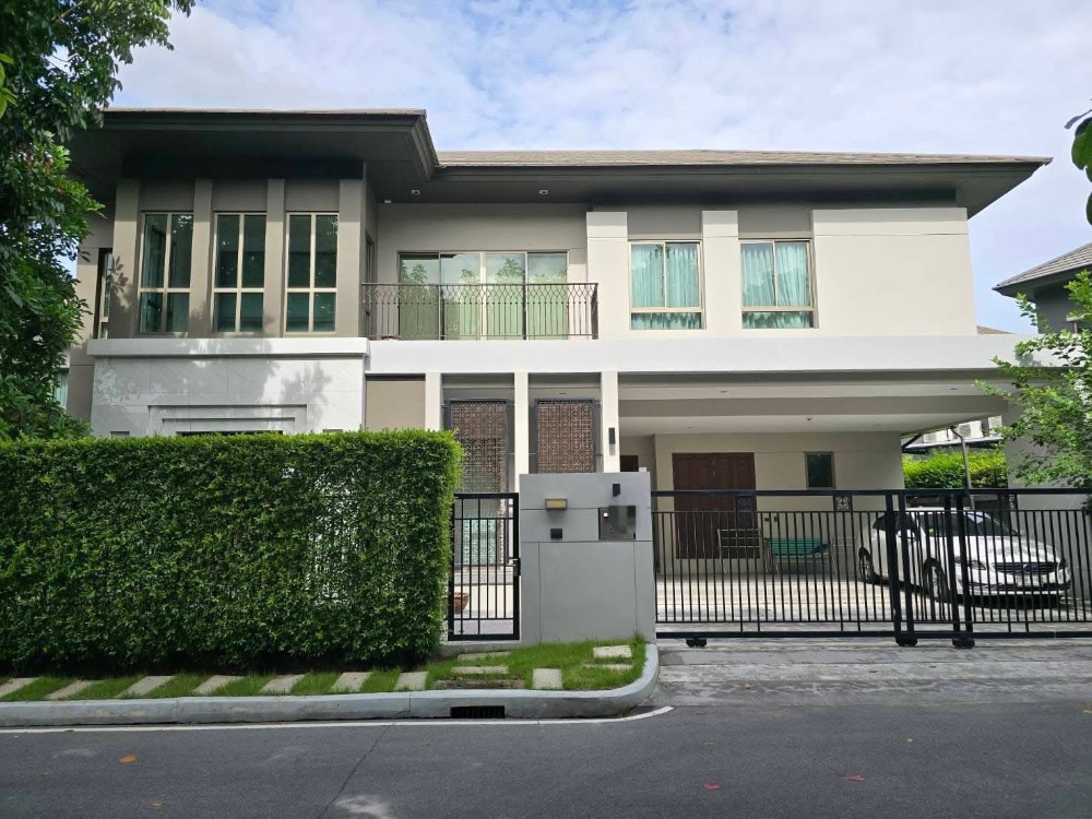 For SaleHouseSamut Prakan,Samrong : 🏘 HOME FOR SALE>> Grand Bangkok Boulevard Srinakarin>> Land area 82 sq.w., usable area 390 sq.m., 4 bedrooms, next to Srinakarin BTS station 38 #ASB-0021