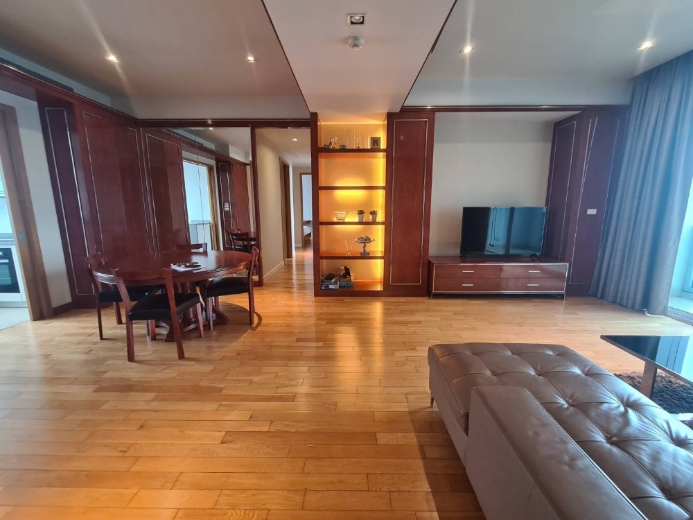 ให้เช่าคอนโดสุขุมวิท อโศก ทองหล่อ : LTH11313-Millennium residence FOR RENT Size 144 sqm. 3 beds 3 baths Near BTS Asoke Station ONLY 95K/Month