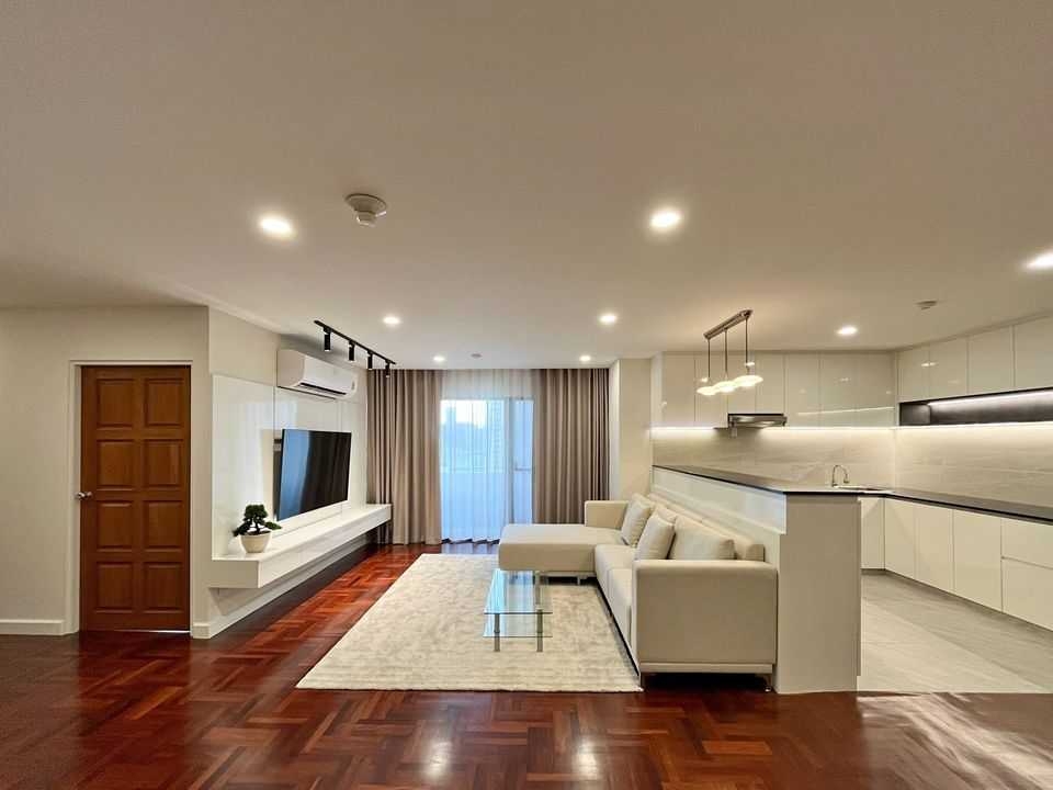 ขายคอนโดสุขุมวิท อโศก ทองหล่อ : LTH11314-Richmond Palace Sukhumvit 43 FOR SALE Size 143.82 sqm. 3 beds 2 baths Near BTS Phrom Phong Station ONLY 16.3 MB