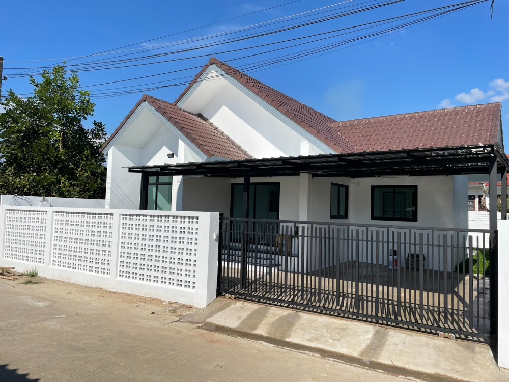 For SaleHouseChiang Mai : Newly built 1-storey house for sale, prime location, 50 meters from the main road, San Sai District, Chiang Mai Province