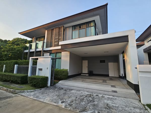 For RentHouseLadkrabang, Suwannaphum Airport : Detached house for Rent, Setthasiri Onnut – Srinakarin, 4 beds